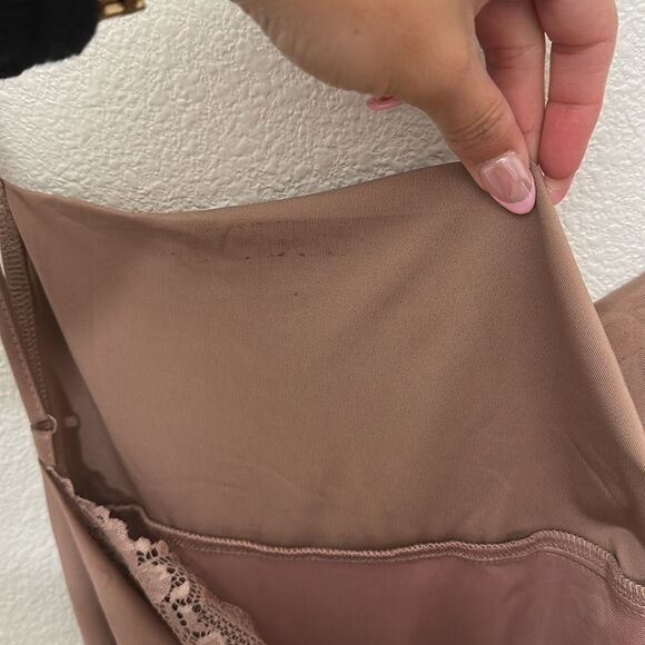 Elegant Tan Bodycon Dress - Picture 6 of 9